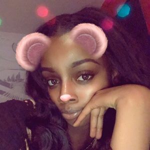 Meet your Posher, Tabitha